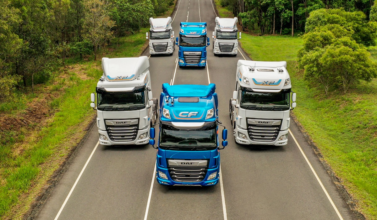 DAF-XF-and-CF-rewarded-with-Good-Design-Award-01